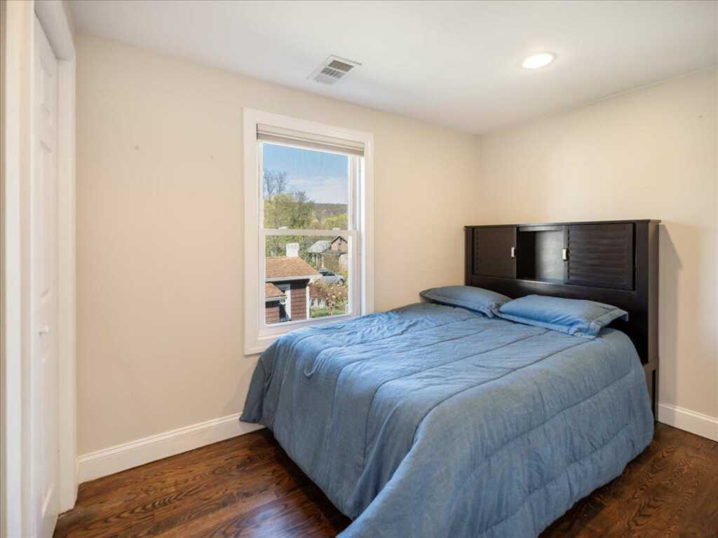 22 Jersey Avenue, Suffern, NY 10901 - Photo 16 of 30