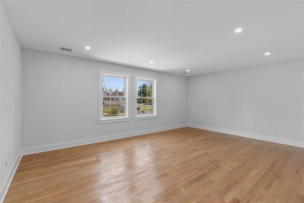 563 King Street, Rye, NY 10573 - Photo 24 of 36