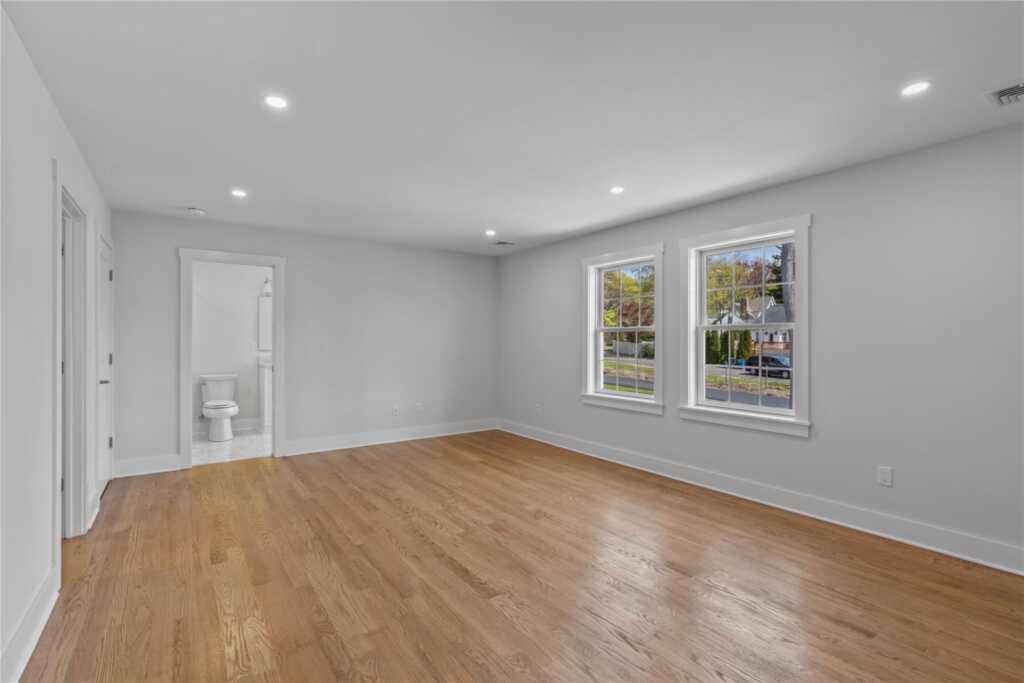 563 King Street, Rye, NY 10573 - Photo 25 of 36
