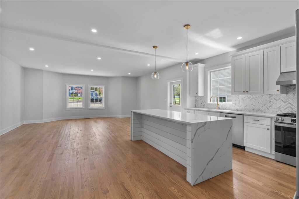 563 King Street, Rye, NY 10573 - Photo 5 of 36