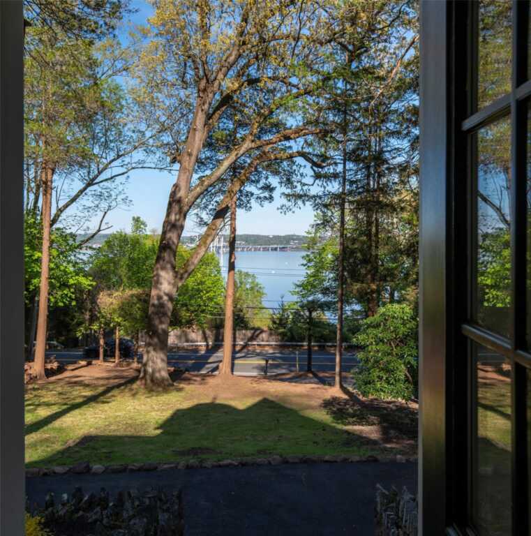 1002 Route 9W, Nyack, NY 10960 - Photo 29 of 32