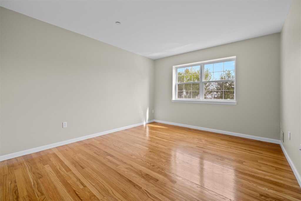 10-12 Chestnut Street, Unit #207A, Suffern, NY 10901 - Photo 18 of 28
