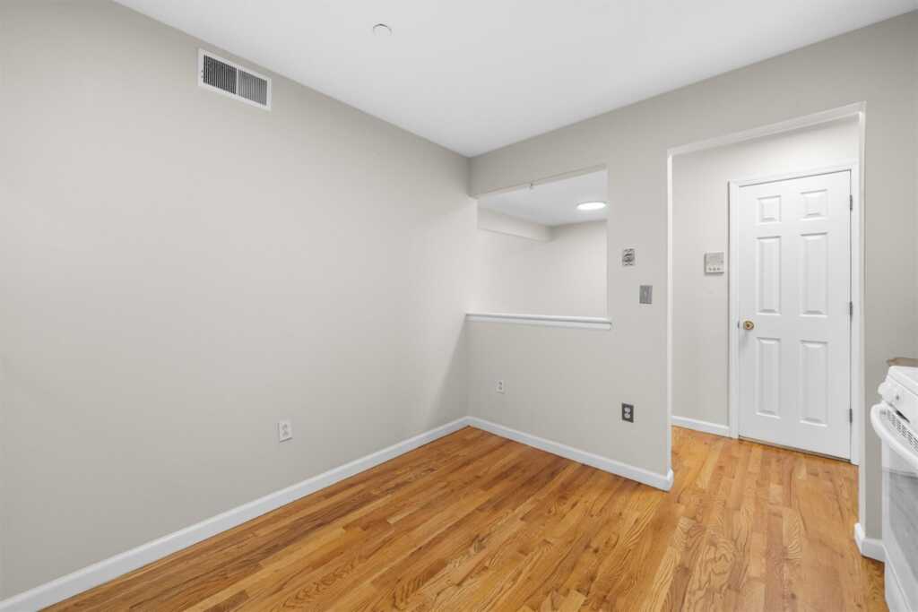 10-12 Chestnut Street, Unit #206A, Suffern, NY 10901 - Photo 10 of 30