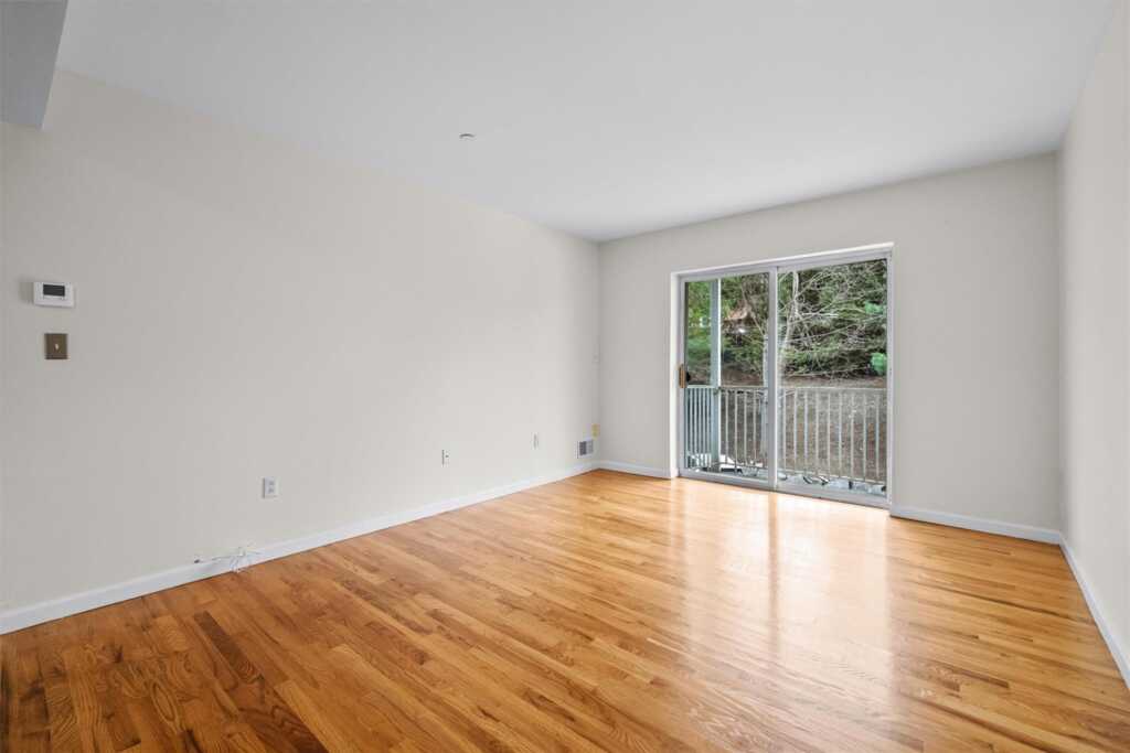 10-12 Chestnut Street, Unit #206A, Suffern, NY 10901 - Photo 15 of 30