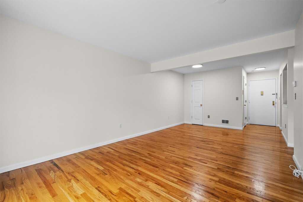 10-12 Chestnut Street, Unit #206A, Suffern, NY 10901 - Photo 19 of 30
