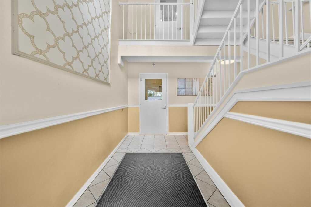 10-12 Chestnut Street, Unit #206A, Suffern, NY 10901 - Photo 3 of 30