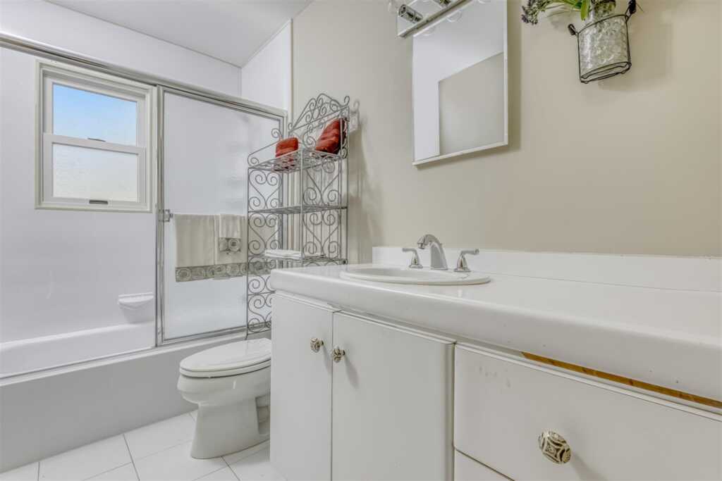19 Strathmore Drive, New City, NY 10956 - Photo 14 of 22