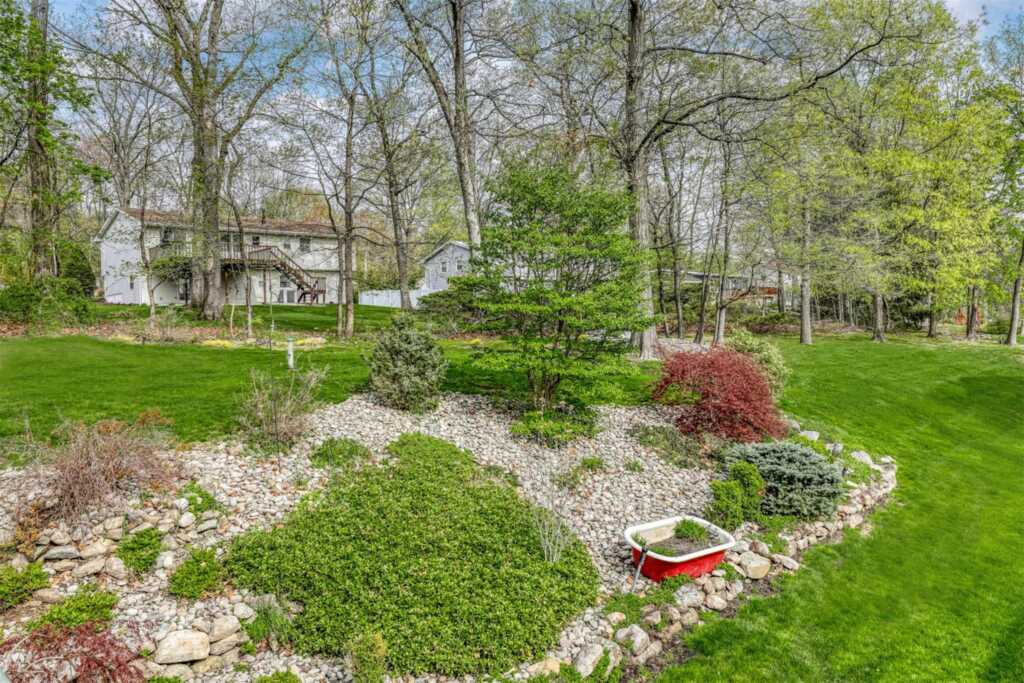 19 Strathmore Drive, New City, NY 10956 - Photo 17 of 22