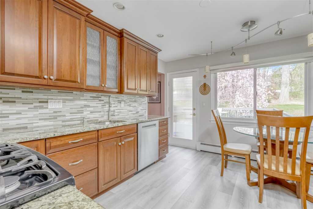 19 Strathmore Drive, New City, NY 10956 - Photo 9 of 22
