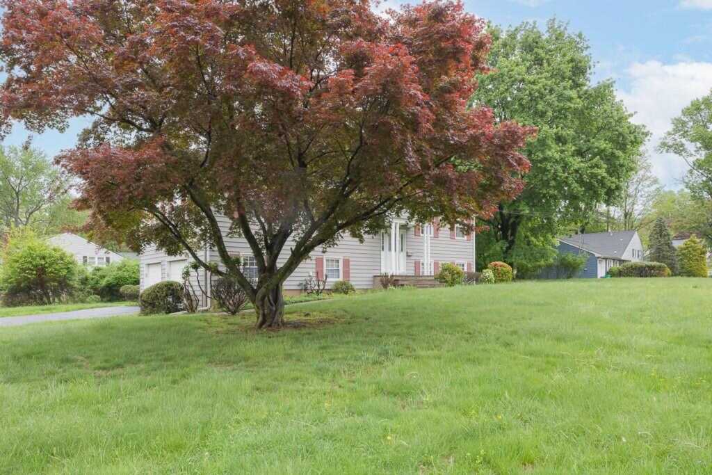 12 Gerken Drive, New City, NY 10956 - Photo 3 of 34