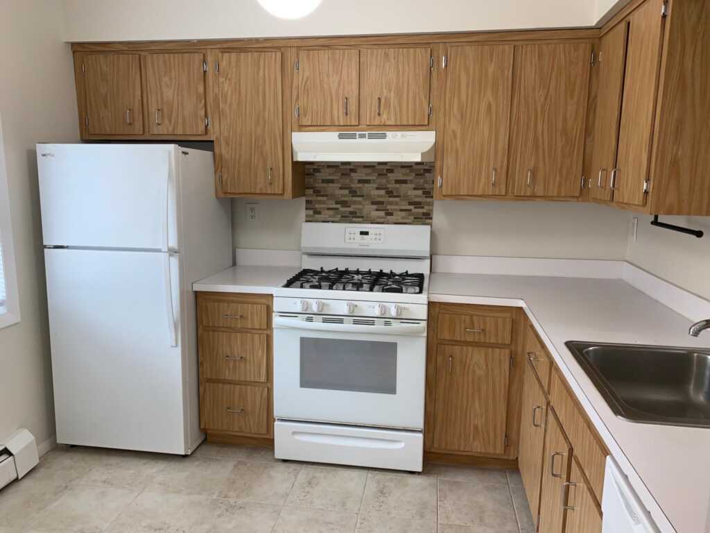 85 Middletown Road, Unit #A14, Nanuet, NY 10954 - Photo 3 of 13
