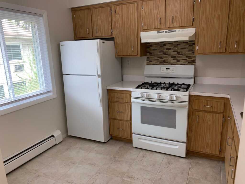 85 Middletown Road, Unit #A14, Nanuet, NY 10954 - Photo 4 of 13
