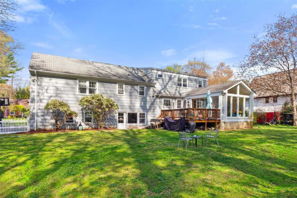 25 Chester Drive, Rye, NY 10580 - Photo 28 of 30