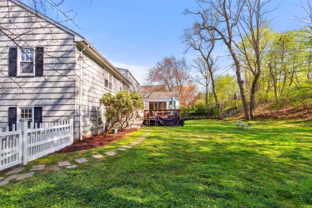 25 Chester Drive, Rye, NY 10580 - Photo 29 of 30