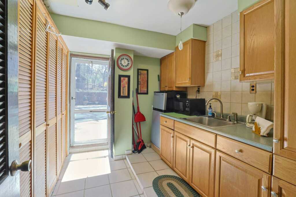 2 Aura Drive, Valley Cottage, NY 10989 - Photo 21 of 45