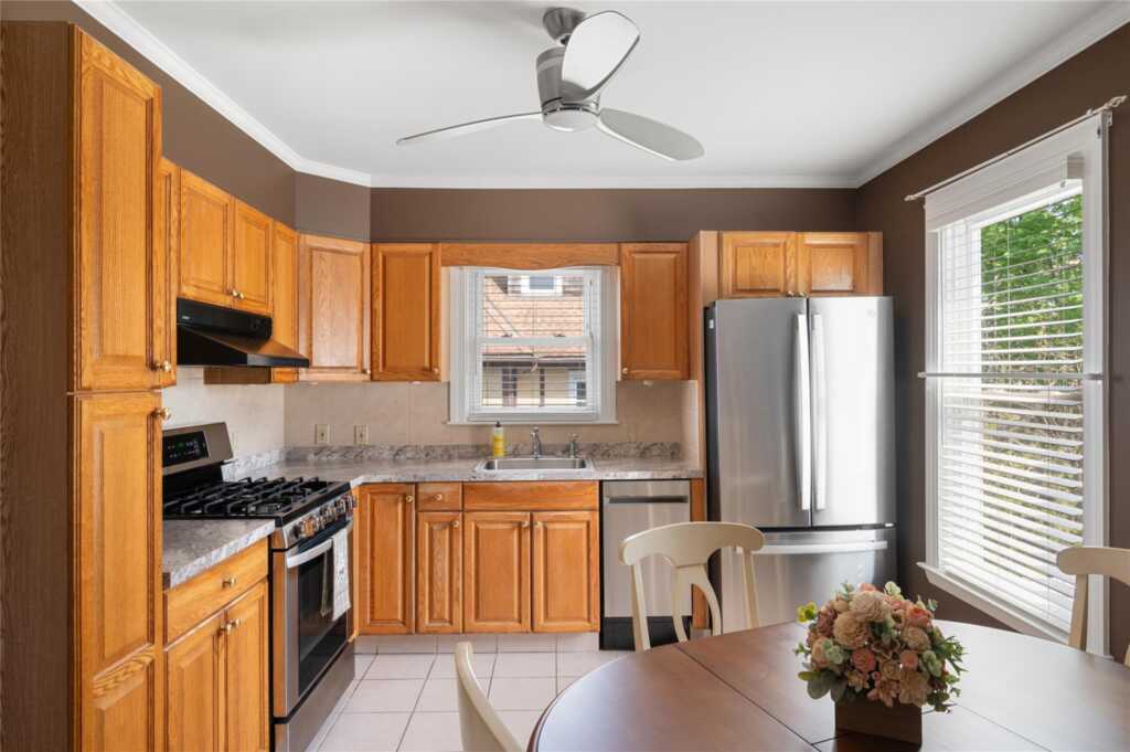 384 Irving Avenue, Rye, NY 10573 - Photo 6 of 22