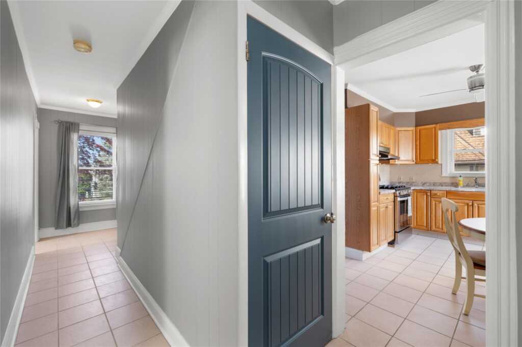 384 Irving Avenue, Rye, NY 10573 - Photo 7 of 22