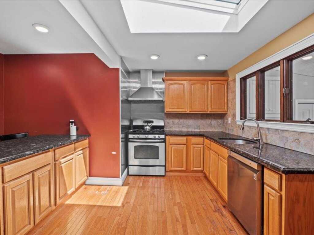 76 Airmont Road, Suffern, NY 10901 - Photo 18 of 38
