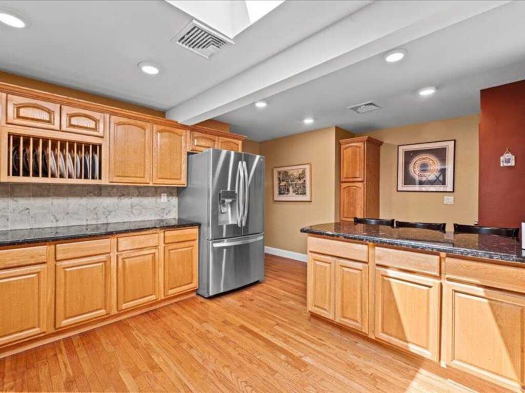 76 Airmont Road, Suffern, NY 10901 - Photo 19 of 38