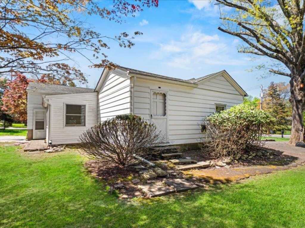 76 Airmont Road, Suffern, NY 10901 - Photo 34 of 38