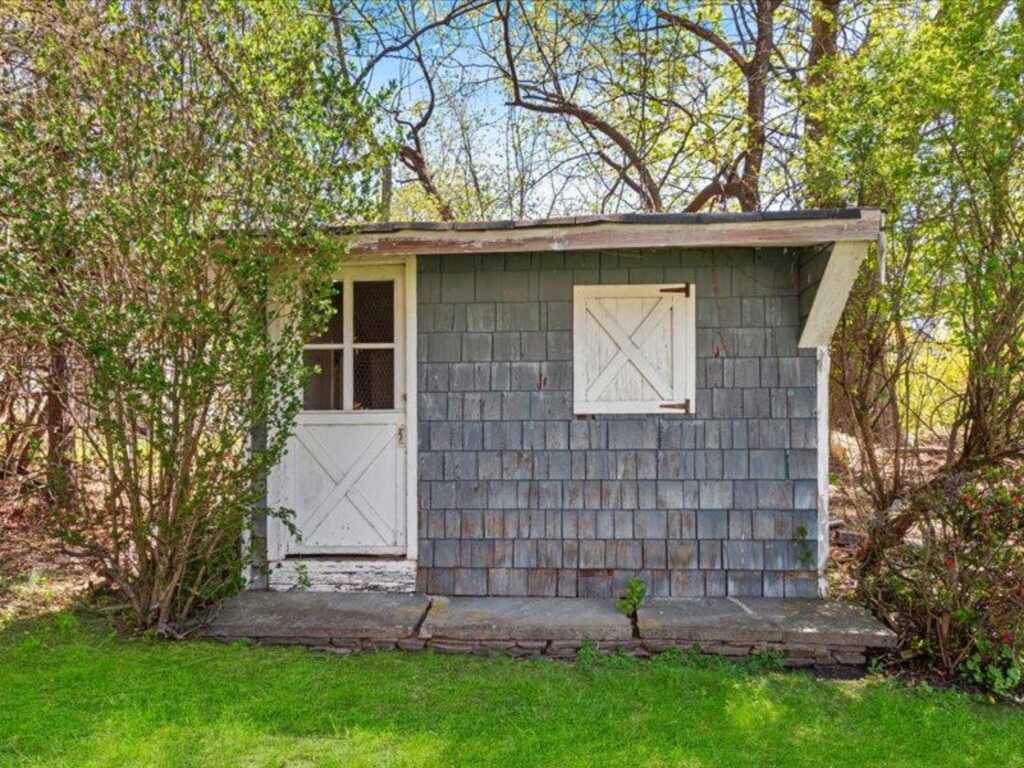 76 Airmont Road, Suffern, NY 10901 - Photo 37 of 38