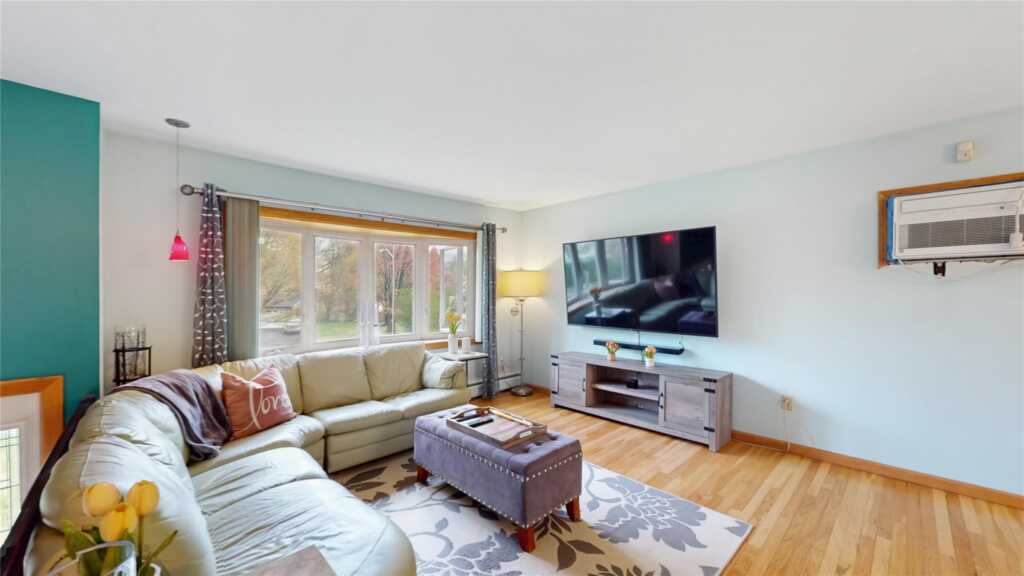 23 Baylor Road, New City, NY 10956 - Photo 4 of 39