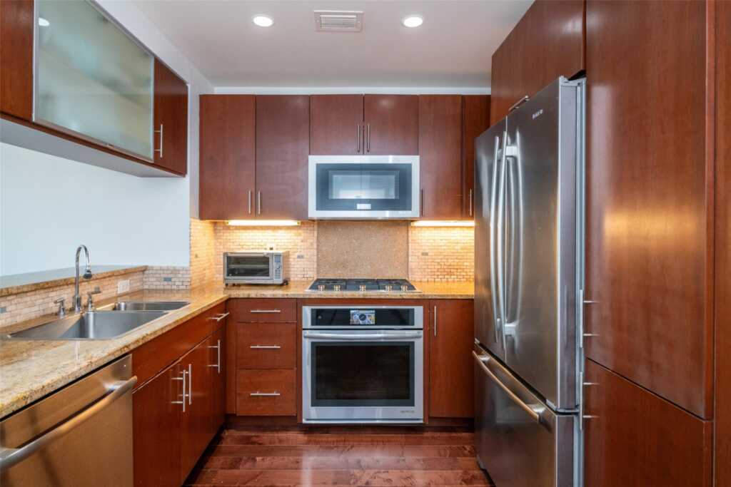 175 Huguenot Street, Unit #2804, New Rochelle, NY 10801 - Photo 8 of 20