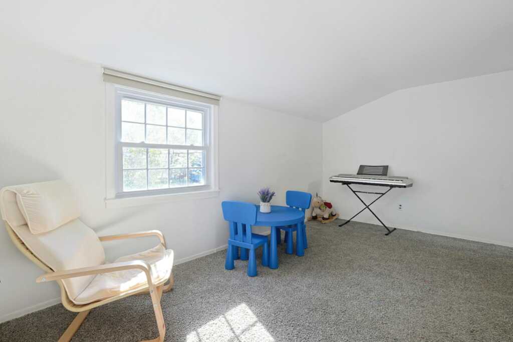 35 Harding Street, Pearl River, NY 10965 - Photo 16 of 31