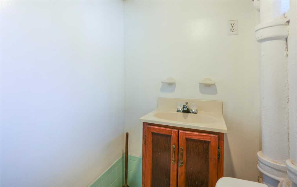 22 Olivia Street, Rye, NY 10573 - Photo 28 of 38