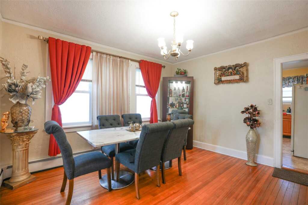 22 Olivia Street, Rye, NY 10573 - Photo 4 of 38