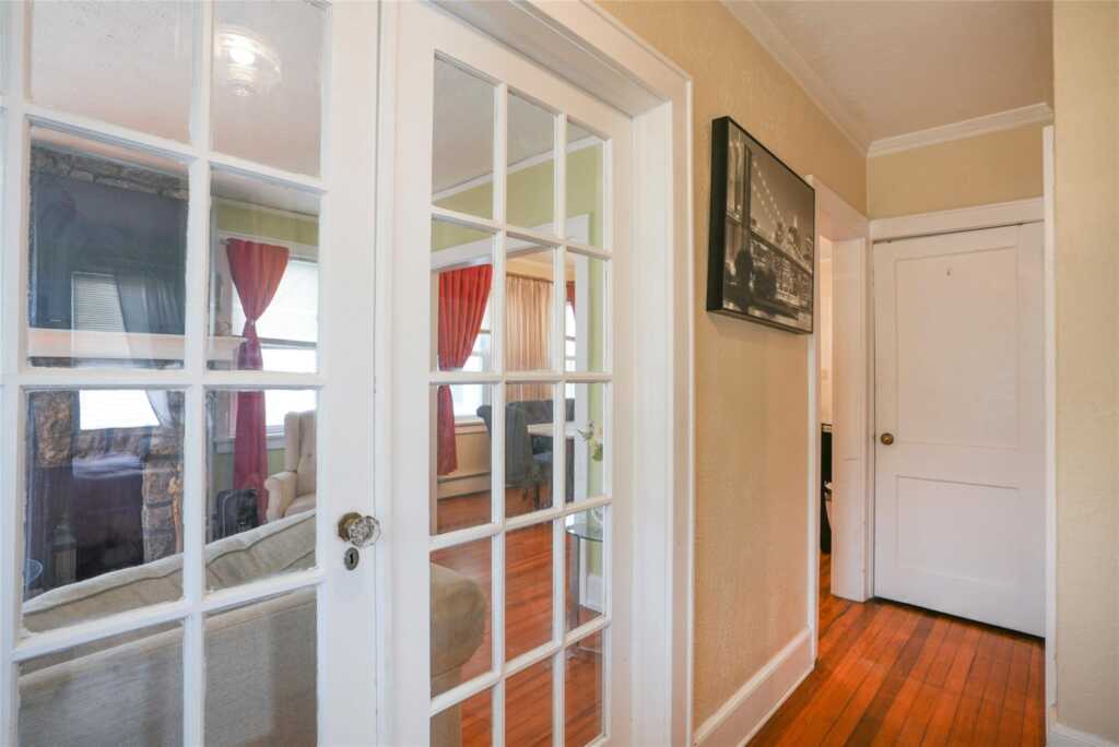 22 Olivia Street, Rye, NY 10573 - Photo 6 of 38