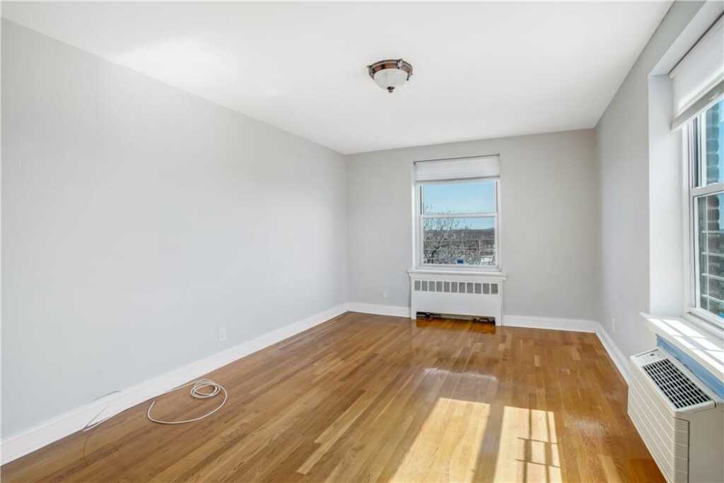 730 Pelham Road, Unit #5F, New Rochelle, NY 10805 - Photo 10 of 26