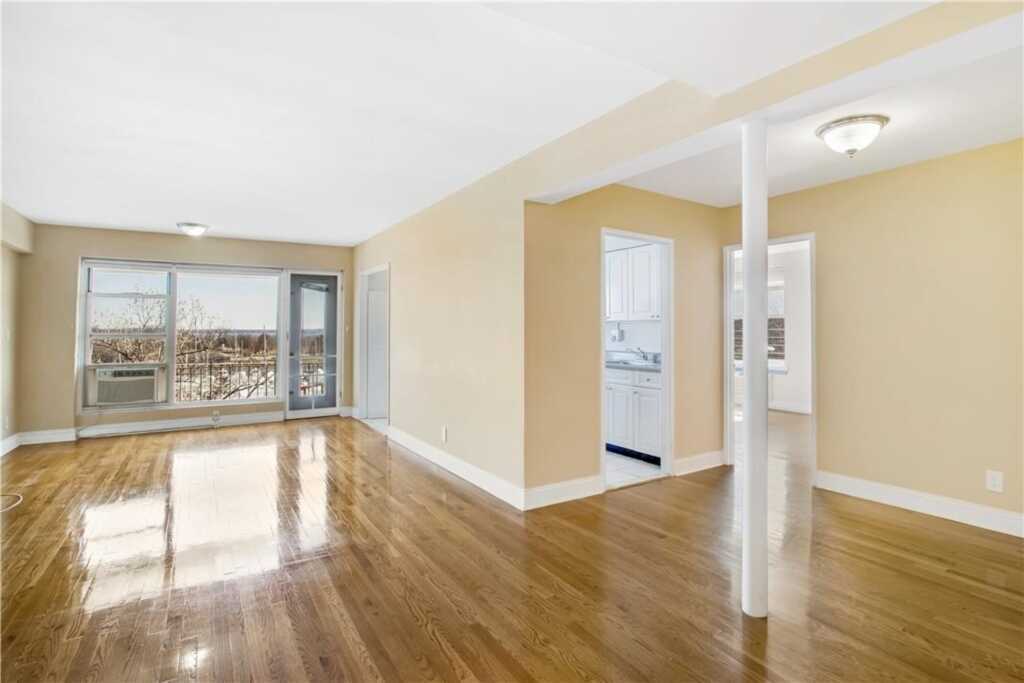 730 Pelham Road, Unit #5F, New Rochelle, NY 10805 - Photo 5 of 26