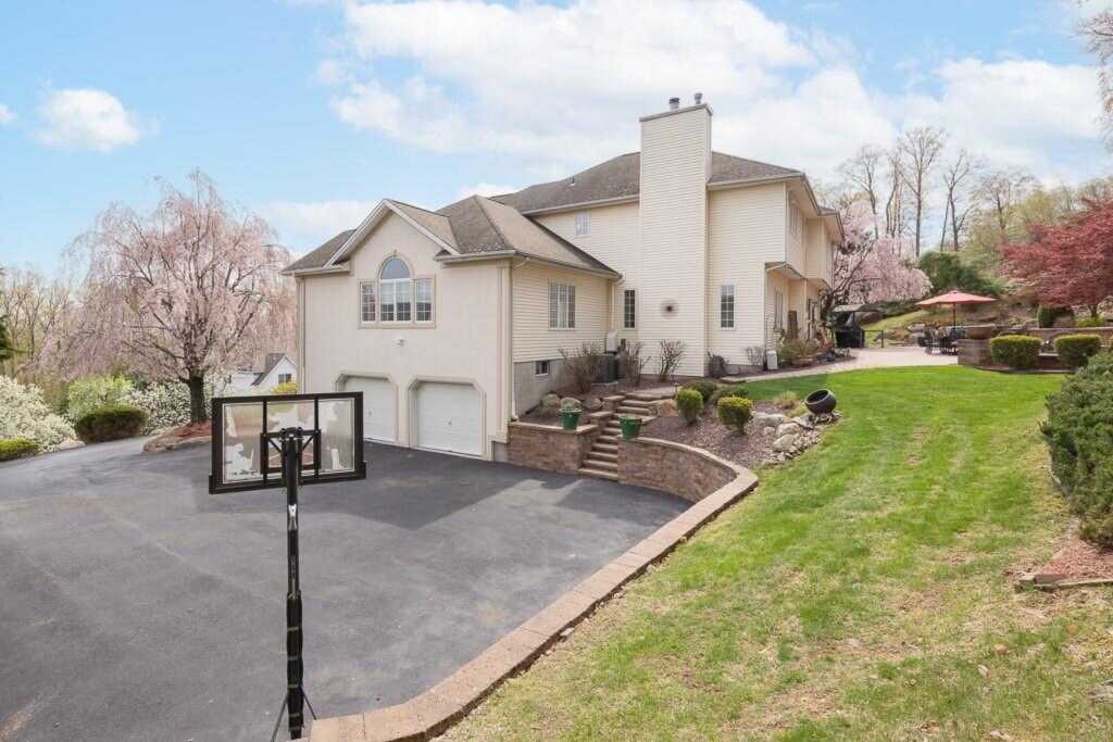 6 Fillmore Drive, Stony Point, NY 10980 - Photo 5 of 40