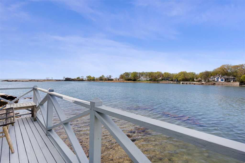 6 Pine Island Road, Rye, NY 10580 - Photo 11 of 39