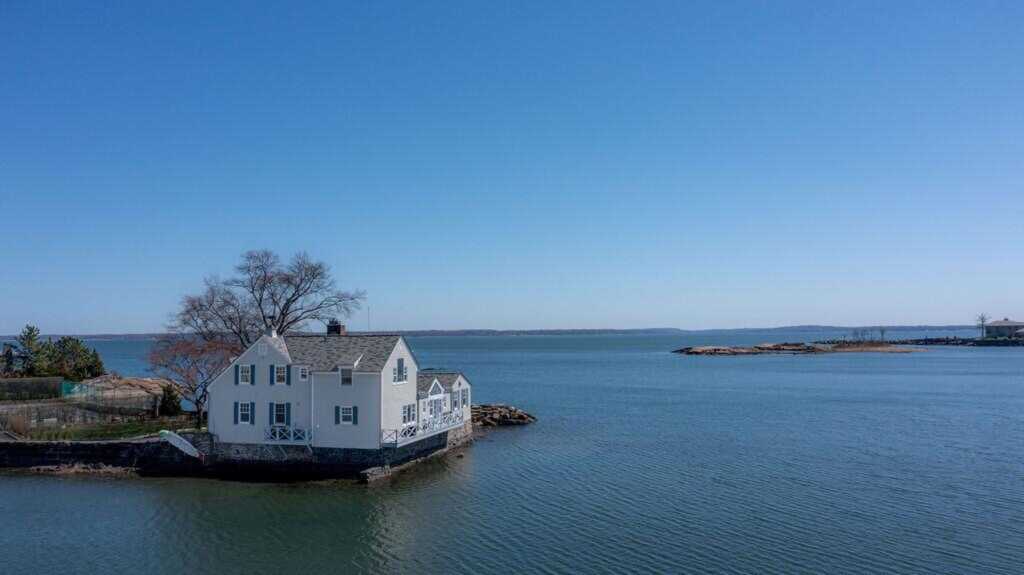 6 Pine Island Road, Rye, NY 10580 - Photo 37 of 39