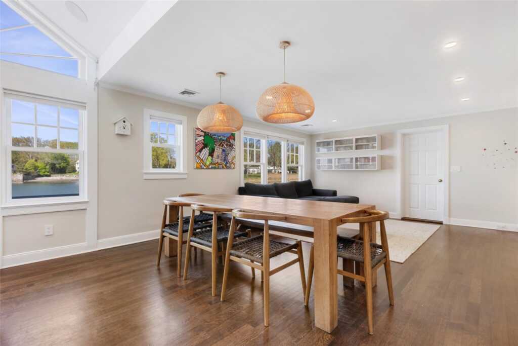 6 Pine Island Road, Rye, NY 10580 - Photo 8 of 39