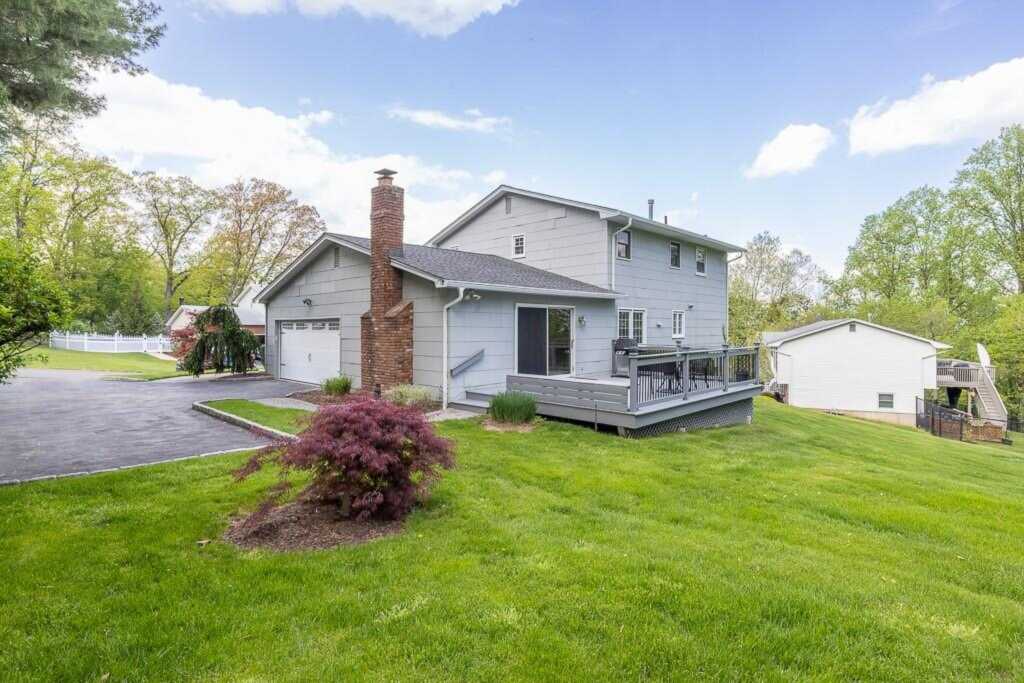 26 Strathmore Drive, New City, NY 10956 - Photo 32 of 35