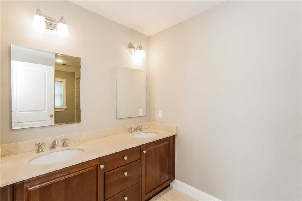 20 Walker Avenue, Rye, NY 10580 - Photo 12 of 25