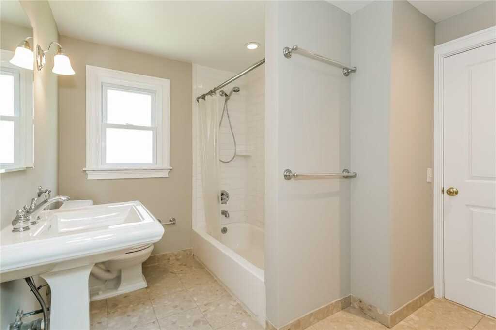 20 Walker Avenue, Rye, NY 10580 - Photo 8 of 25