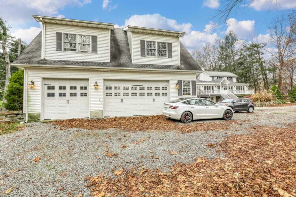 121 Thiells Road, Stony Point, NY 10980 - Photo 3 of 34
