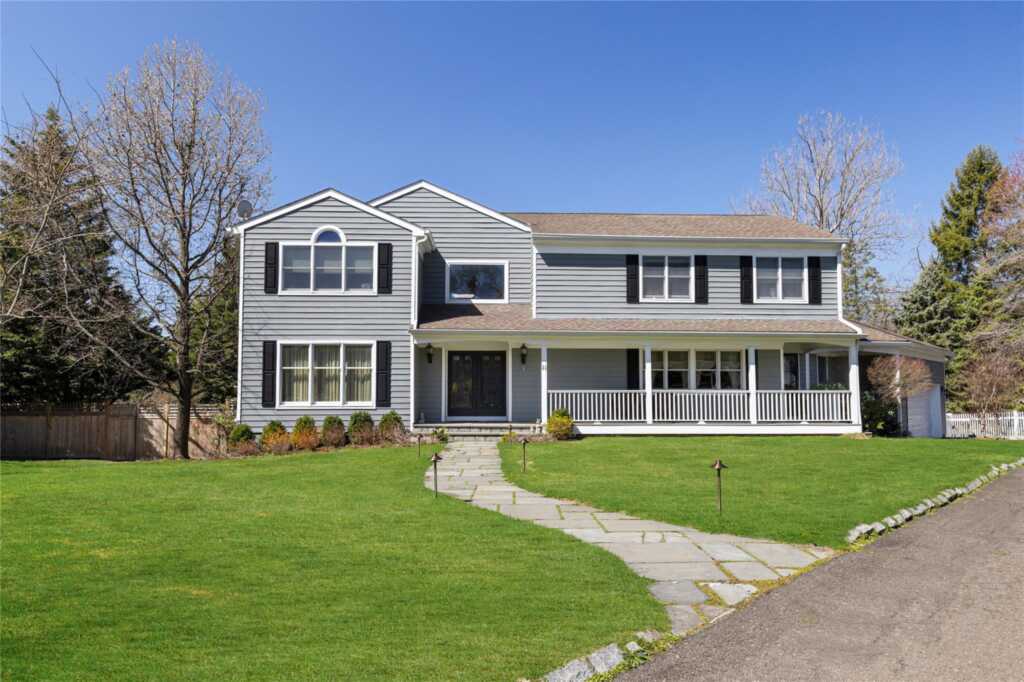 11 Castle View Court, Rye, NY 10573