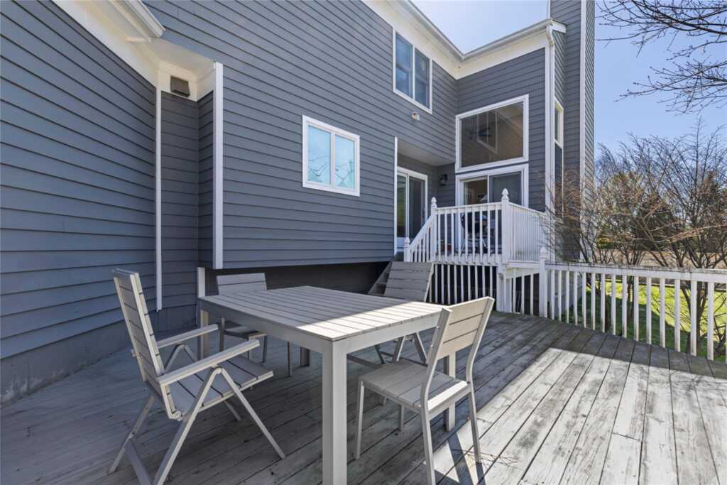 11 Castle View Court, Rye, NY 10573 - Photo 5 of 34