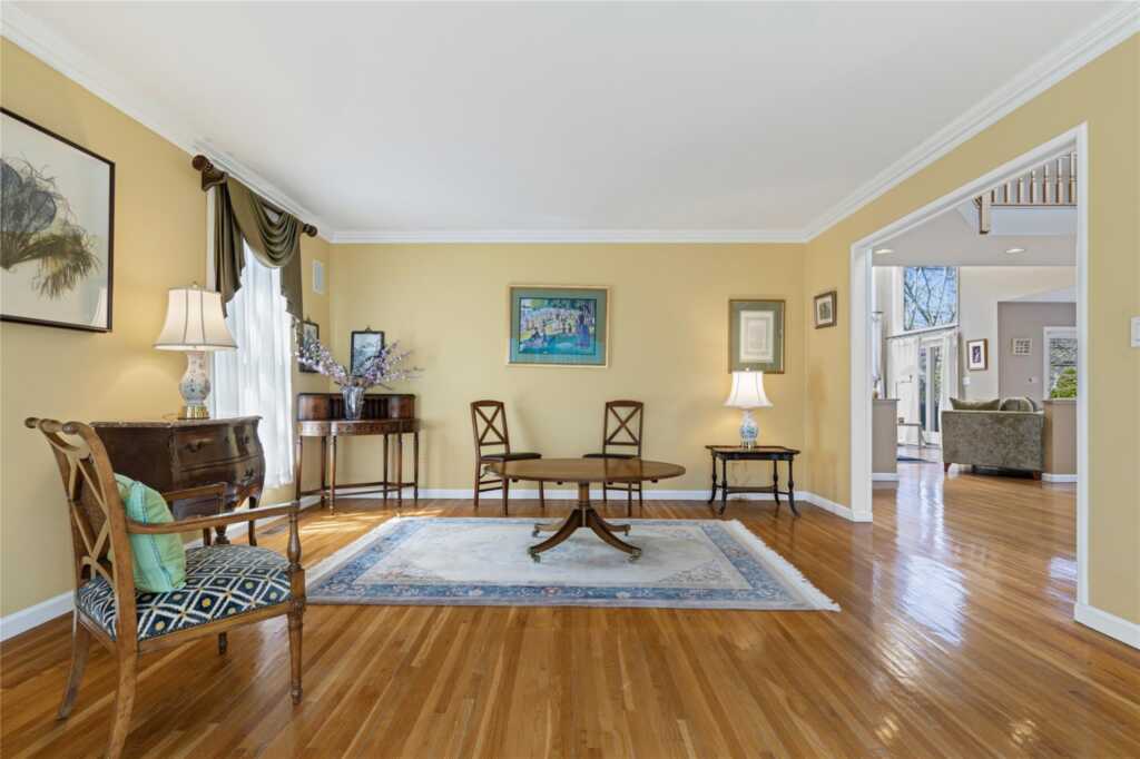 11 Castle View Court, Rye, NY 10573 - Photo 9 of 34