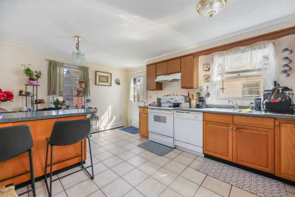 114 Washington Street, Rye, NY 10573 - Photo 7 of 37