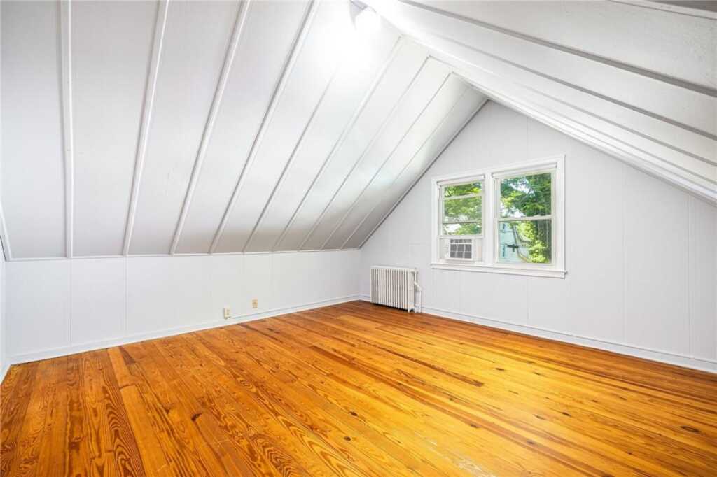 11 Hillside Place, Rye, NY 10580 - Photo 7 of 13