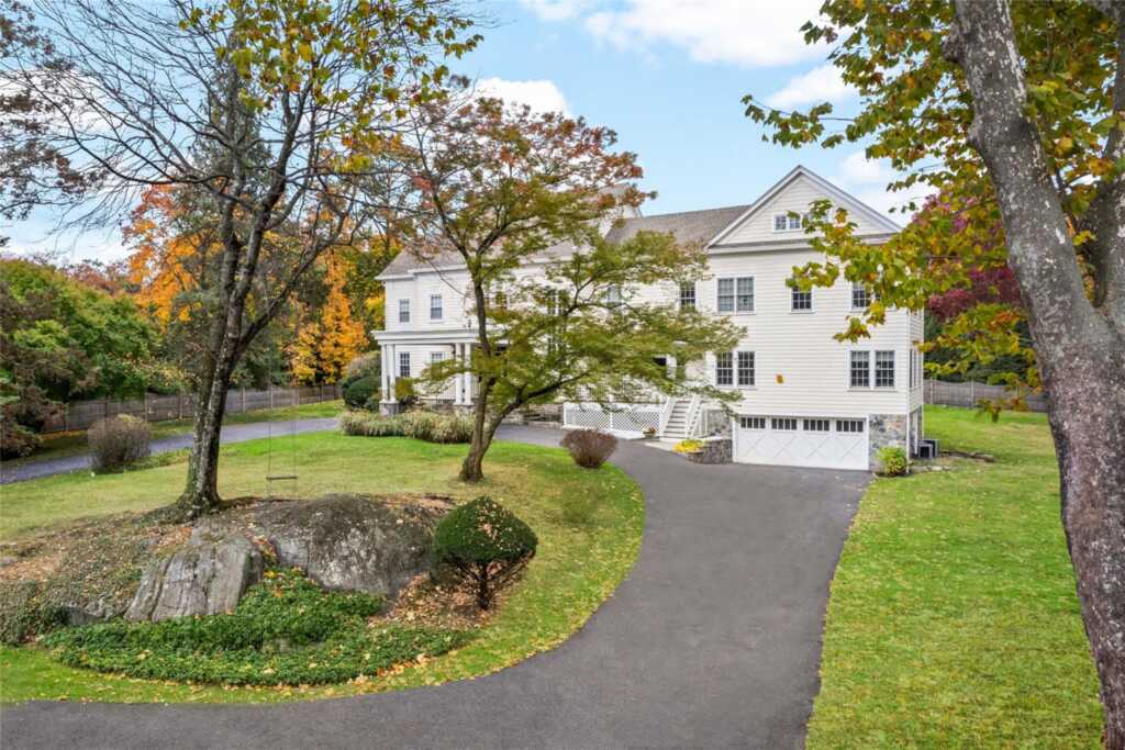 723 Boston Post Road, Rye, NY 10580