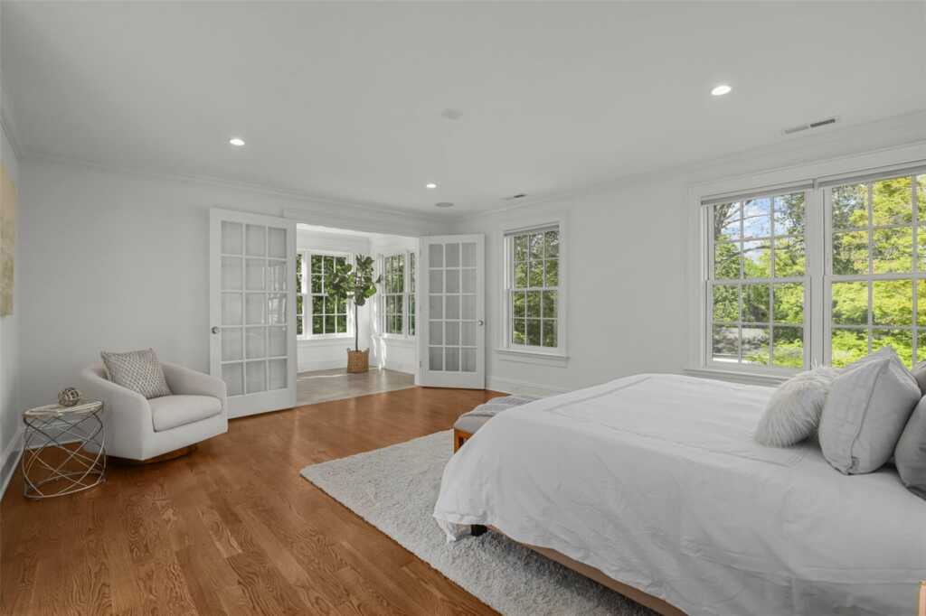 723 Boston Post Road, Rye, NY 10580 - Photo 13 of 50