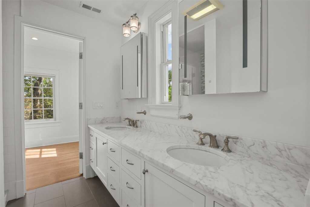 723 Boston Post Road, Rye, NY 10580 - Photo 23 of 50
