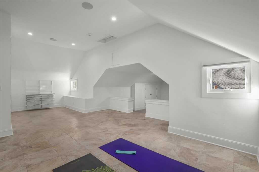 723 Boston Post Road, Rye, NY 10580 - Photo 28 of 50